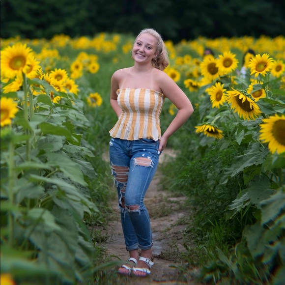 🌻Meet your Posher, Kyra - Picture 6 of 7